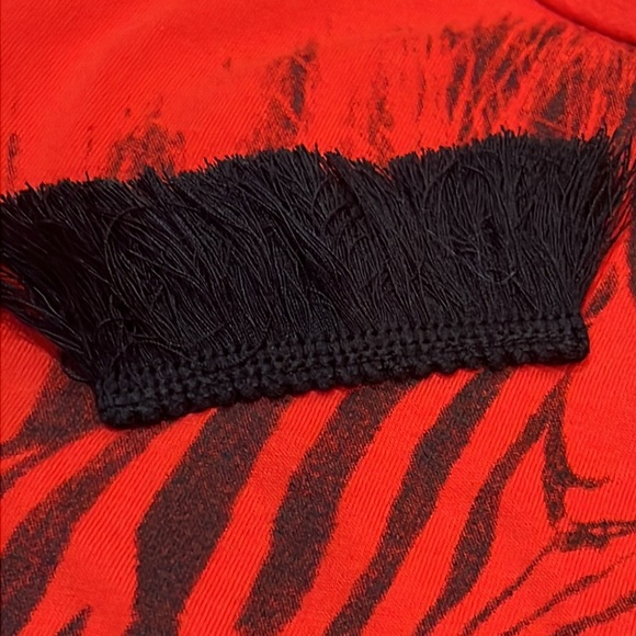 Girls Embellished Zebra Tee (XL 12) - Picture 3 of 6